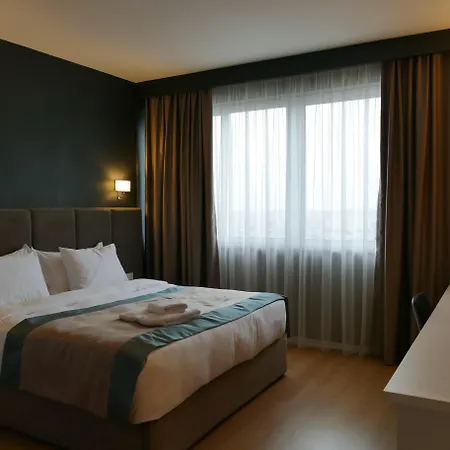 Ξενοδοχείο Vh Premier As & Meeting Center 4*