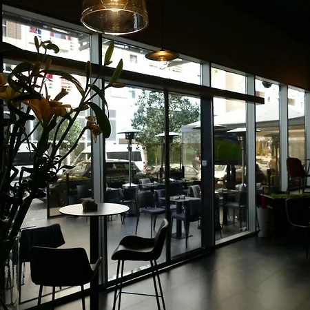 Vh Premier As & Meeting Center Τίρανα