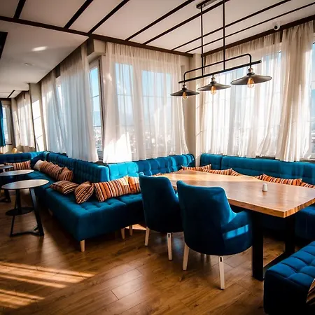 Otel Vh Premier As & Meeting Center Tiran